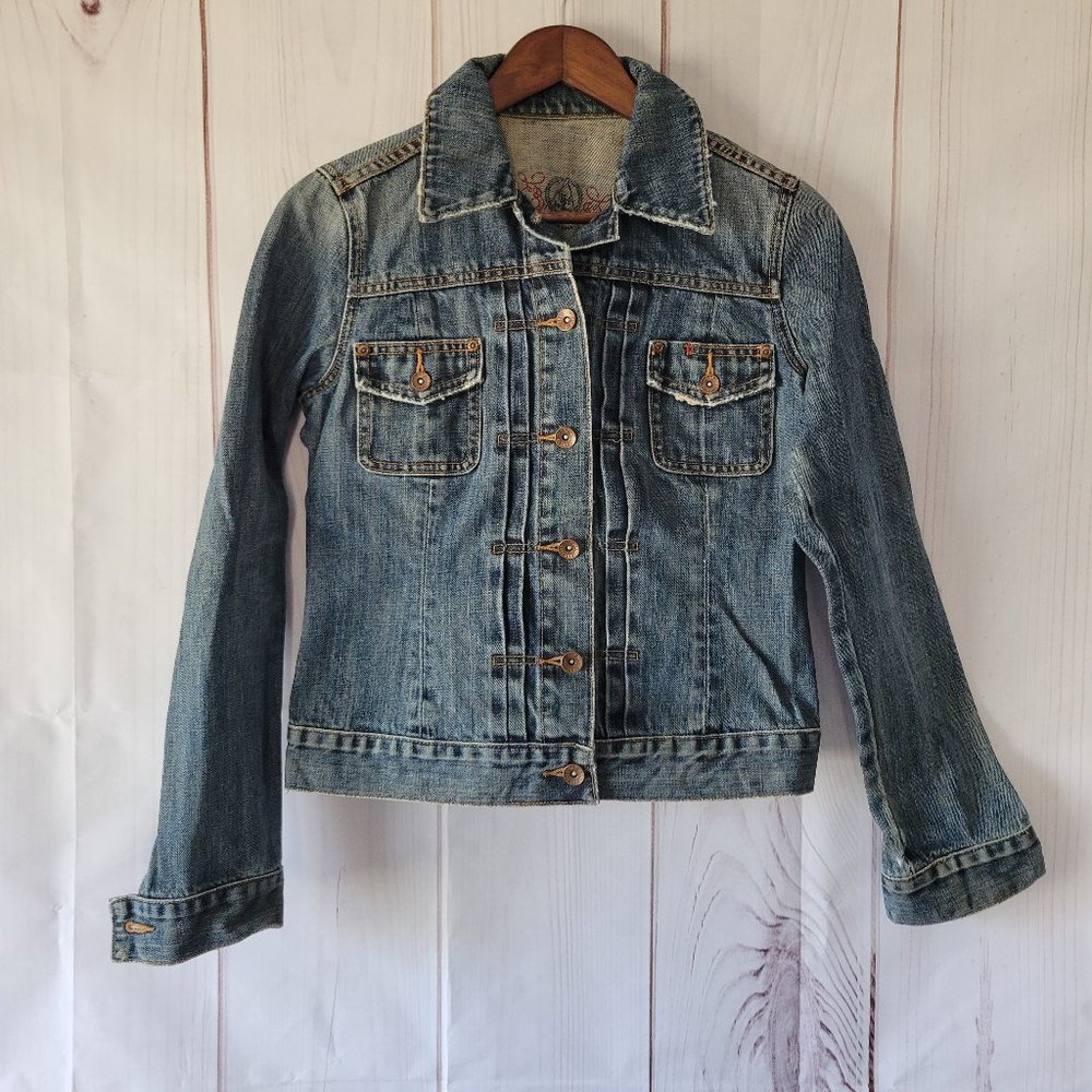 Women’s Gap Jean Jacket. S. Spring, Classic Denim.  EUC